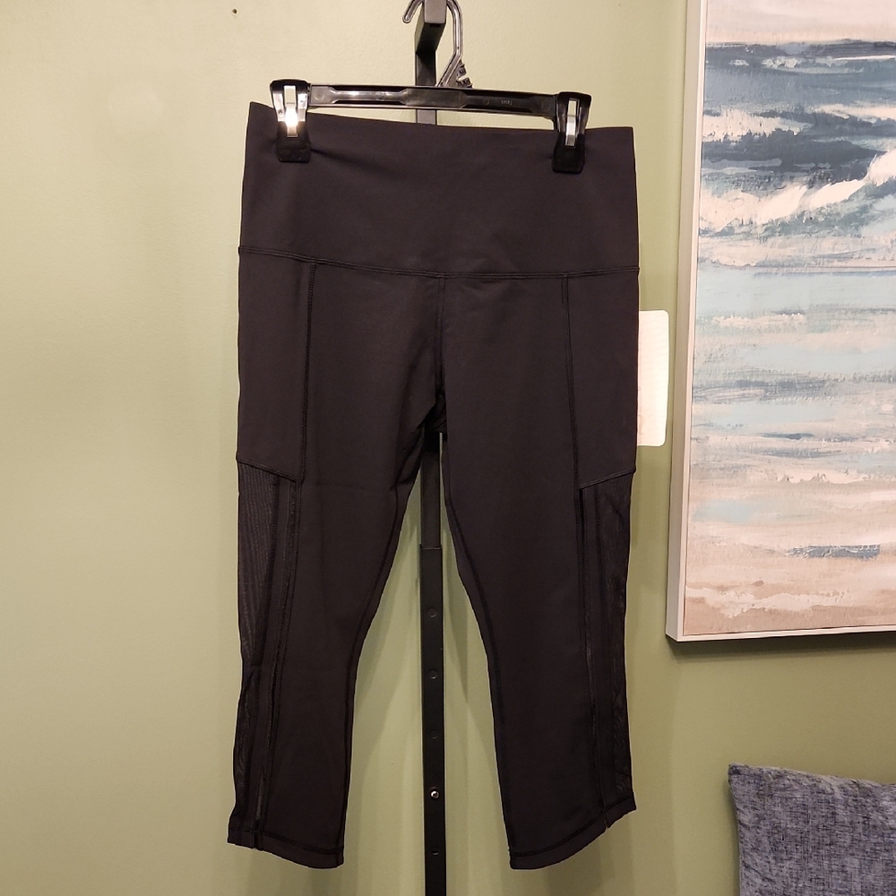 lululemon athletica Black Crop Leggings 10 NWT